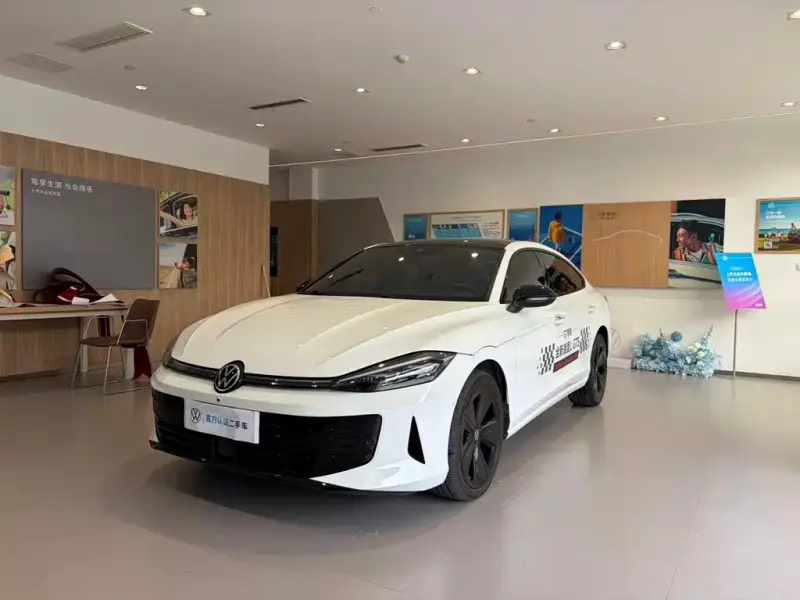 Volkswagen Lamando