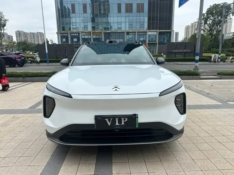 NIO ES6
