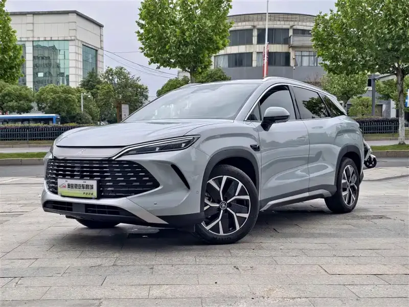 BYD L DM-i