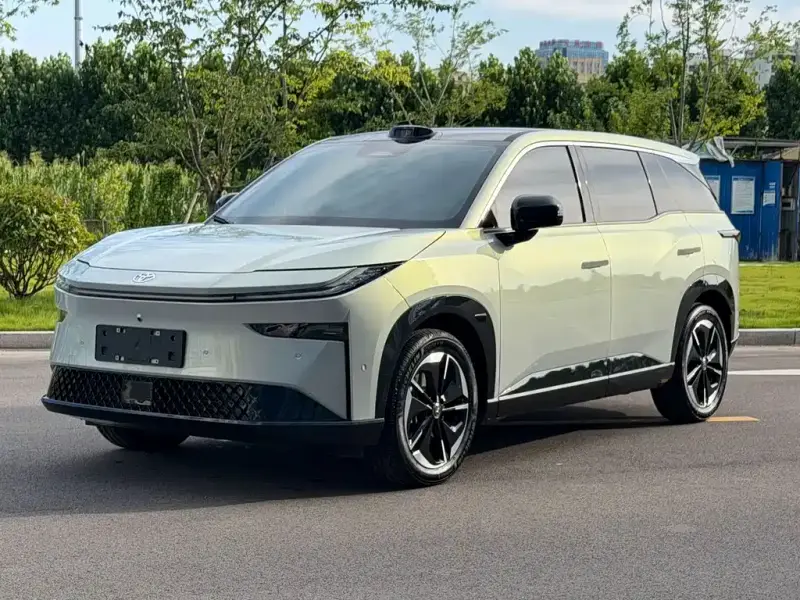 Toyota Bozhi 3X