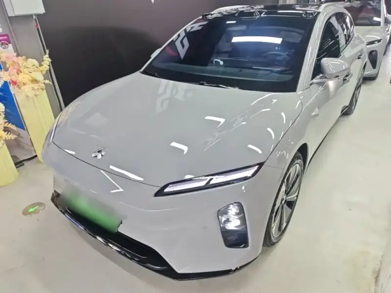 NIO ET5T