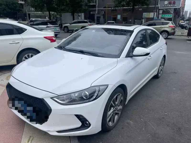 Hyundai Elantra
