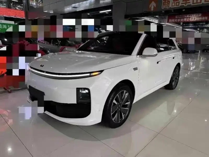Li Auto L6