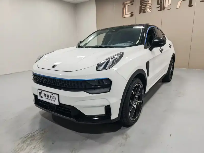 Lynk & Co 05