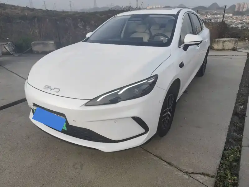 BYD Seal 05 DM-i