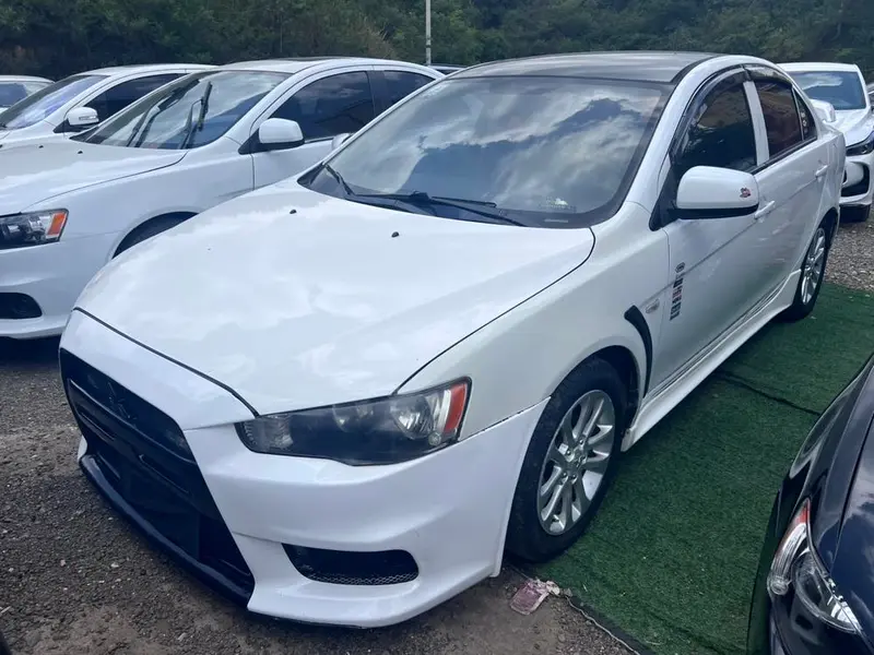 Mitsubishi Lancer EX