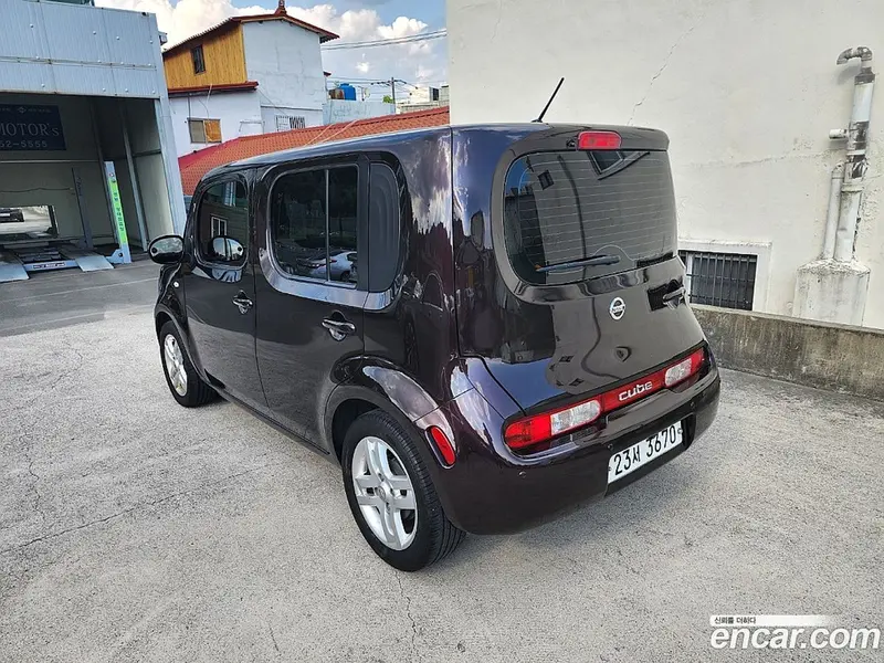 Nissan Cube