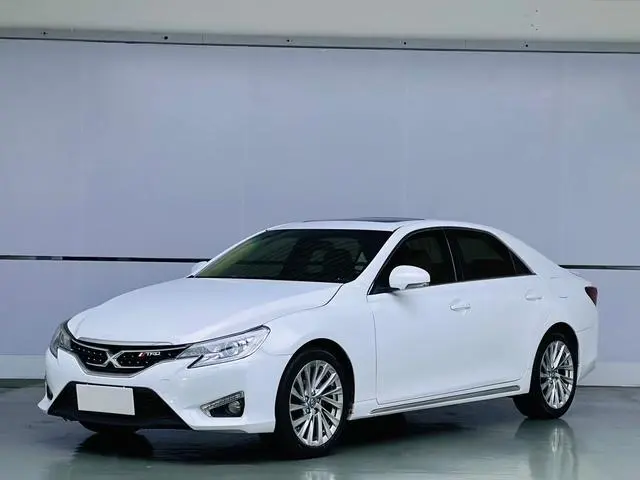 Toyota Reiz