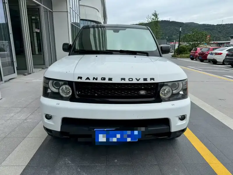 Land Rover Sport