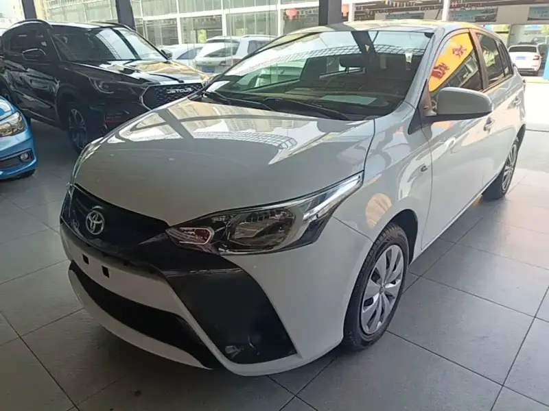 Toyota Yaris L