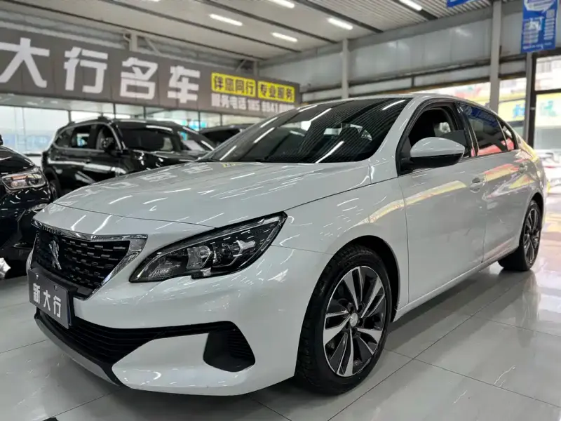 Peugeot 408