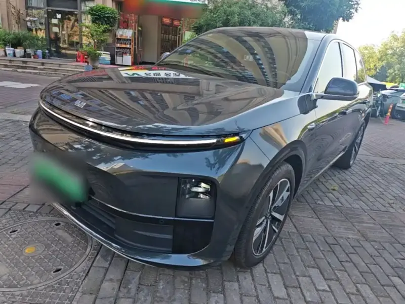Li Auto L6