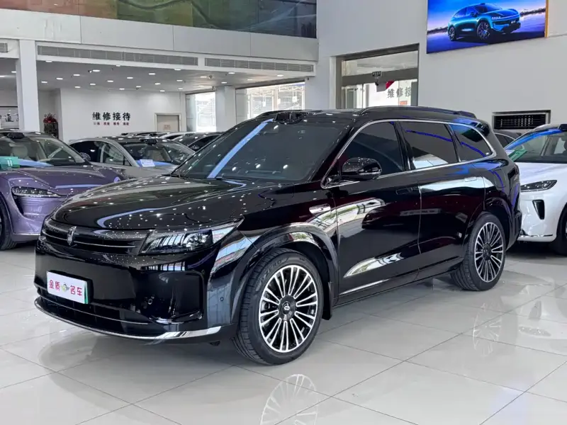 AITO M7