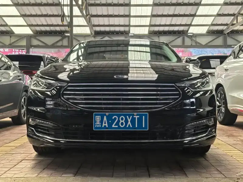 Ford Taurus