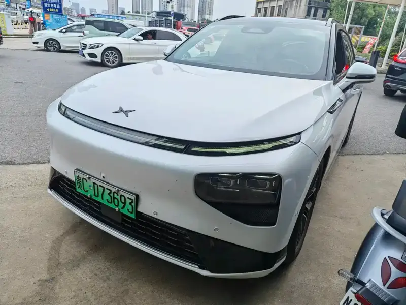 XPeng G9