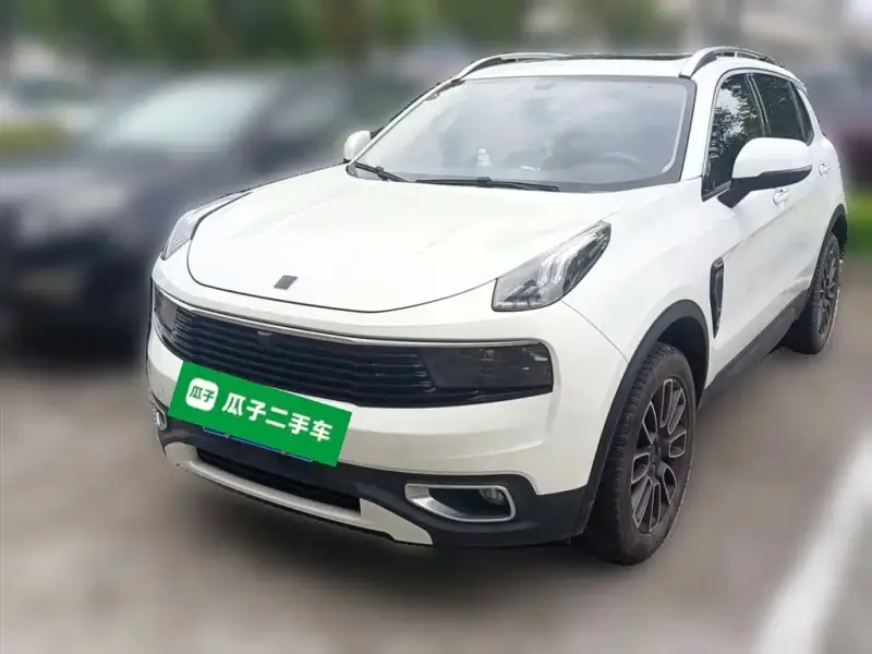 Lynk & Co 01
