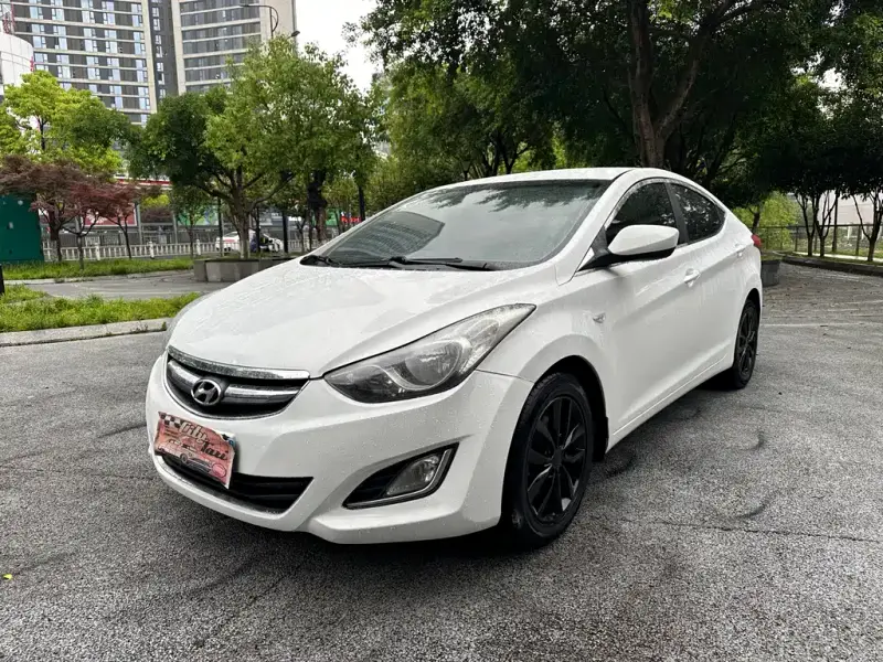 Hyundai Elantra Langdong