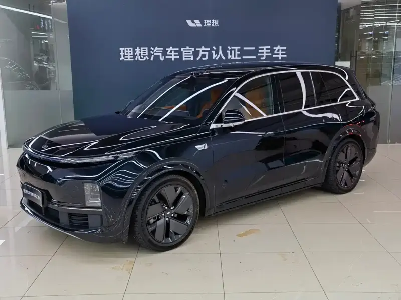 Li Auto L8