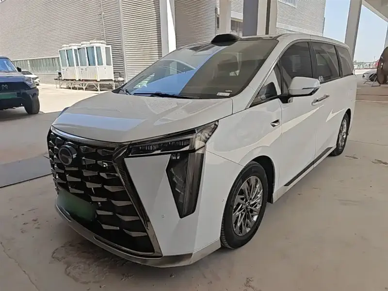 GAC Motor M8