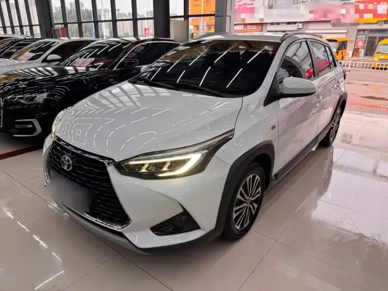 Toyota Yaris L
