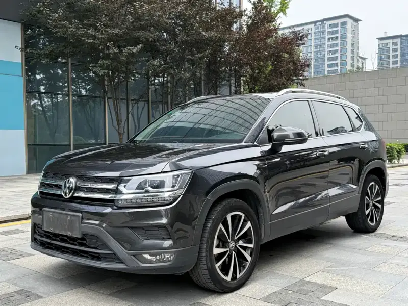 Volkswagen Tharu