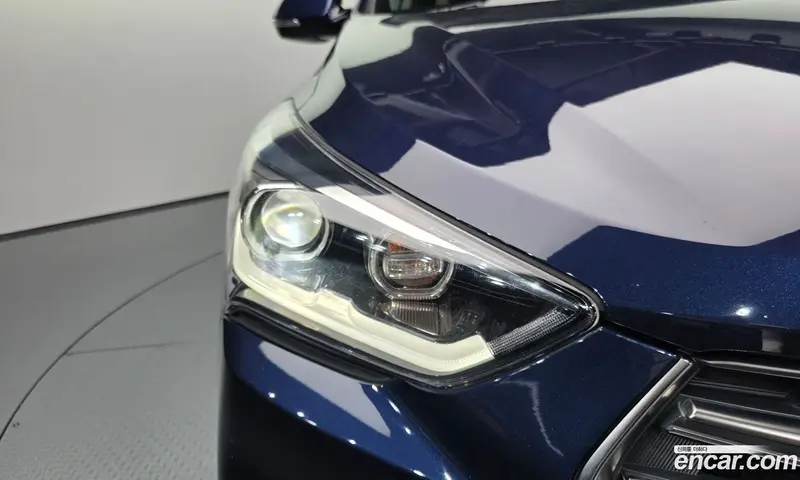 Hyundai Grand Santa Fe (Maxcruz)
