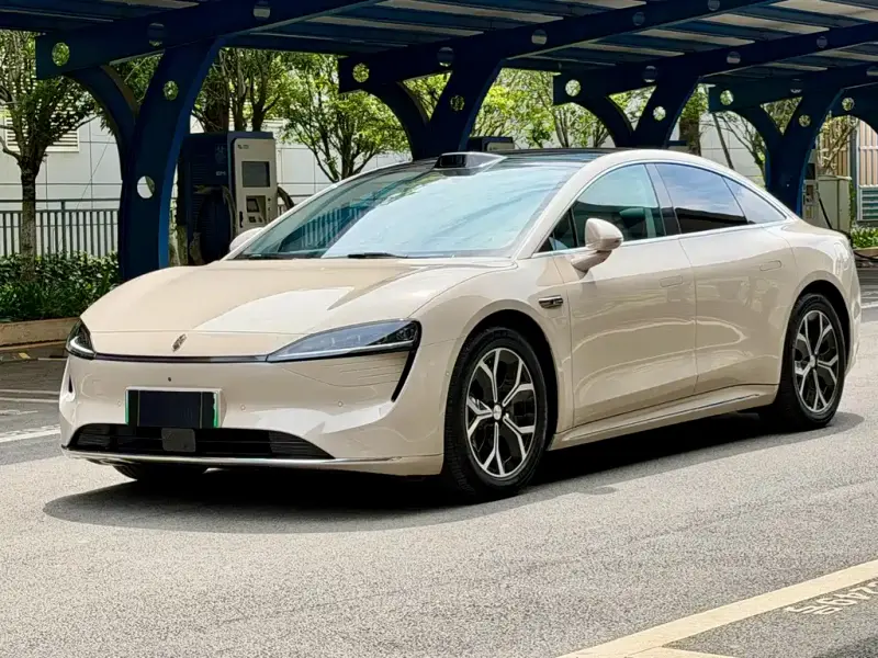 Luxeed Zhijie S7