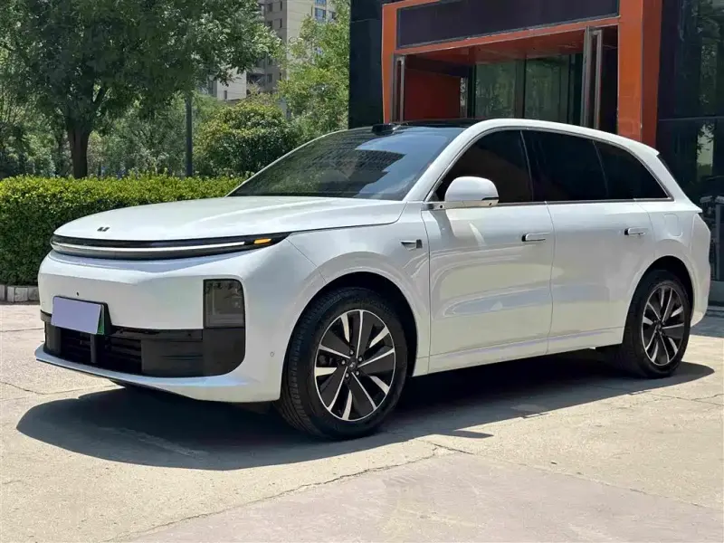Li Auto L6