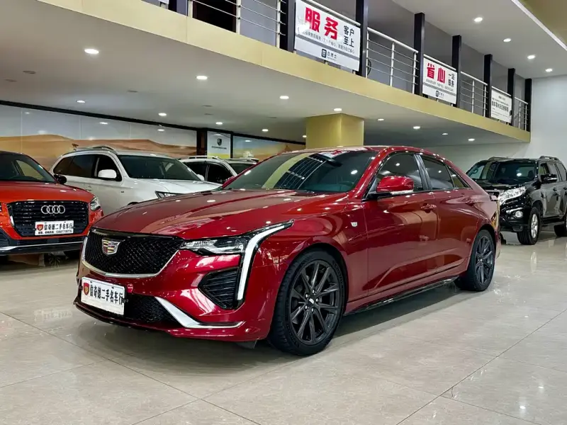 Cadillac CT4