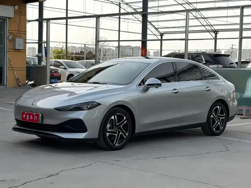 Roewe MG D7 (D7)