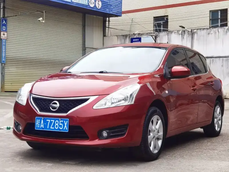 Nissan Tiida