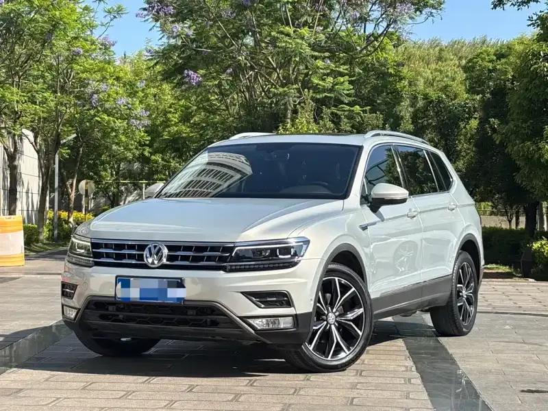Volkswagen Tiguan L