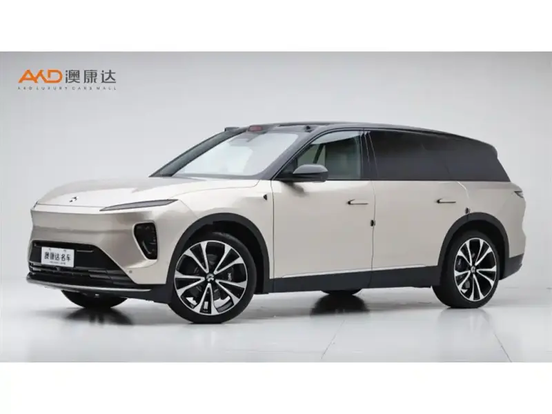 NIO ES8