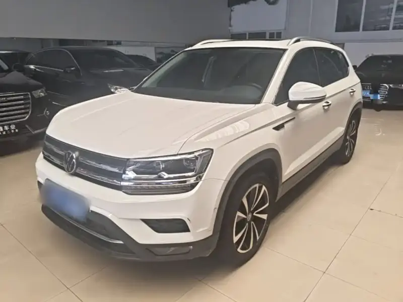 Volkswagen Tharu