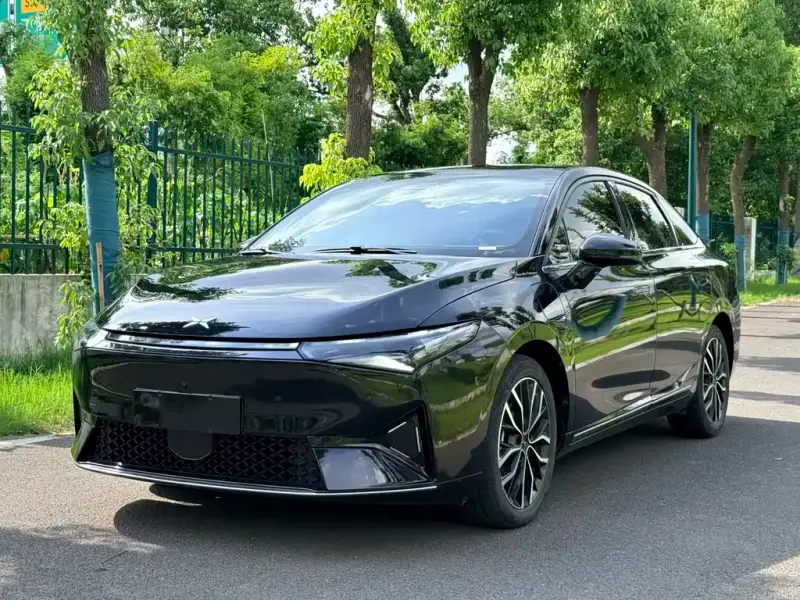 XPeng P5
