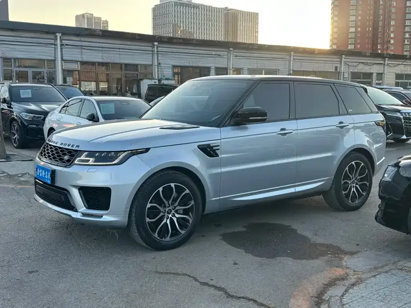Land Rover Sport