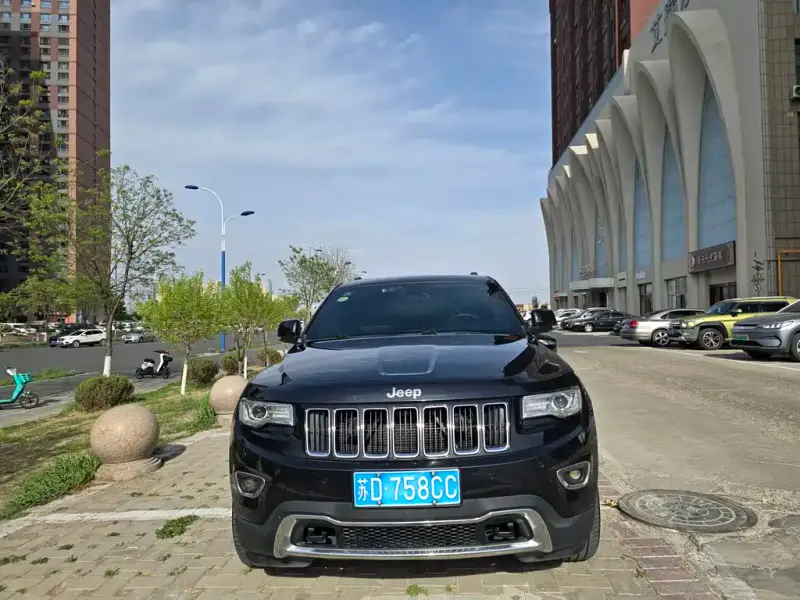 Jeep Grand Cherokee (Import)