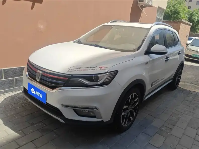 Roewe MG HS (RX5)