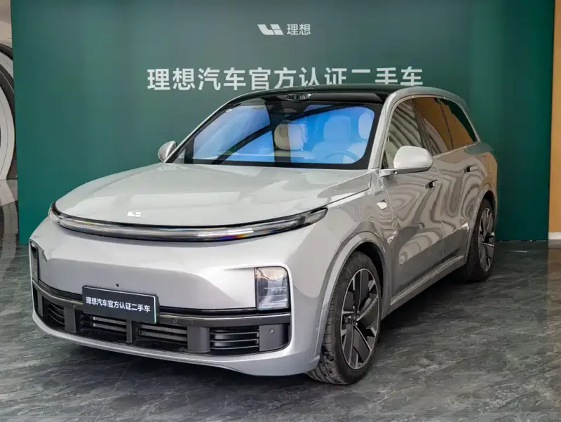 Li Auto L8