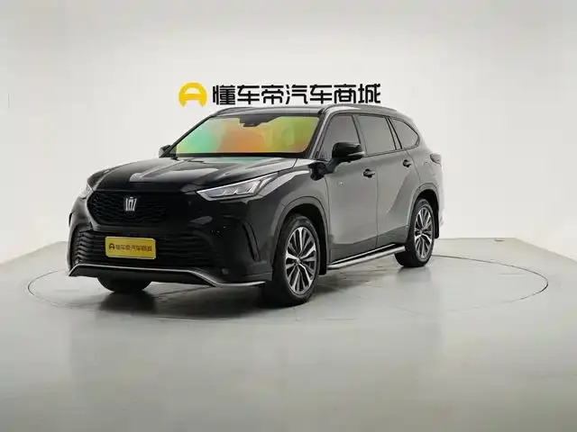 Toyota Crown Kluger