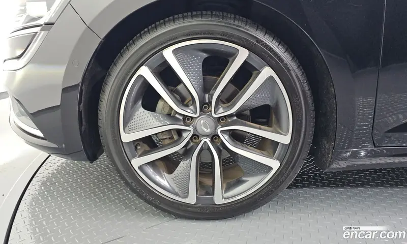 Renault-KoreaSamsung Talisman (SM6)