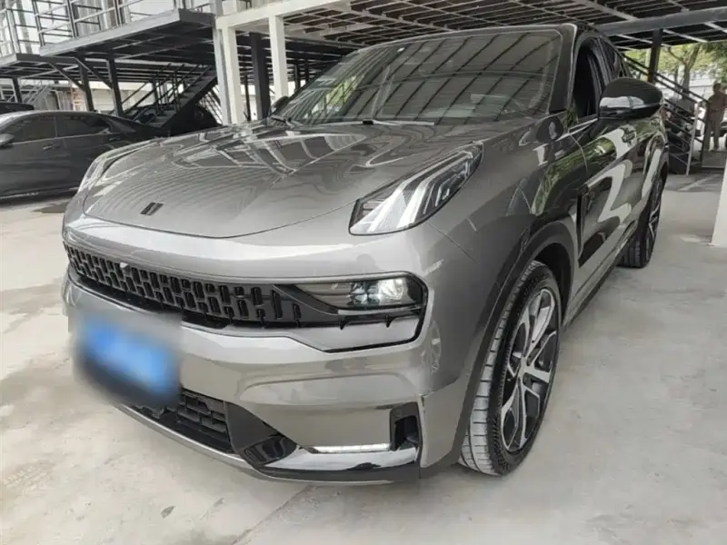 Lynk & Co 05