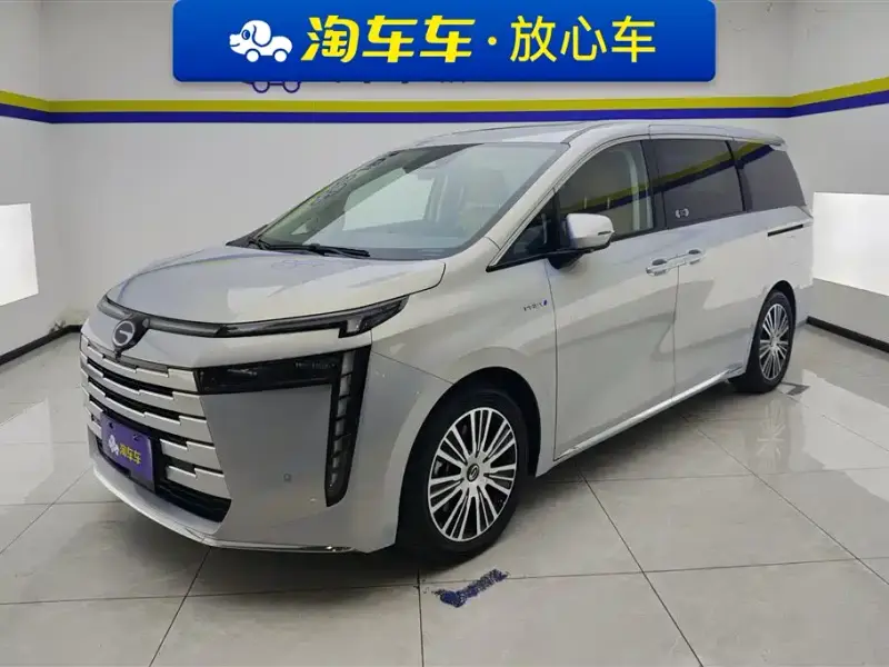 GAC Motor E8 PHEV