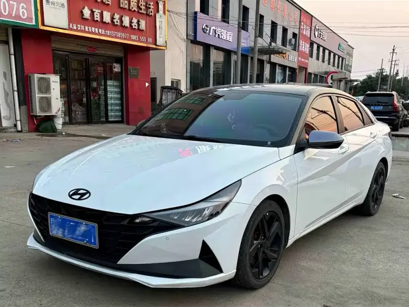 Hyundai Elantra