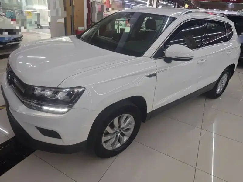 Volkswagen Tharu