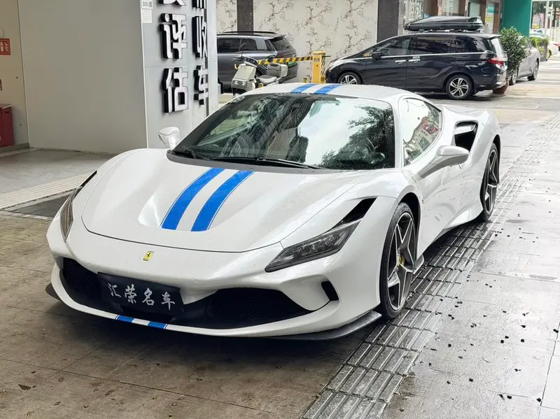 Ferrari F8