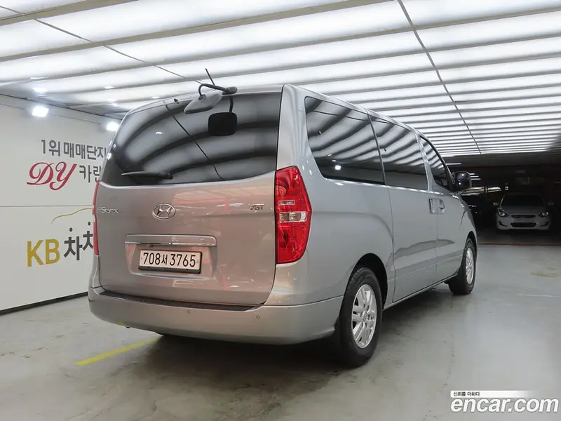 Hyundai H-1