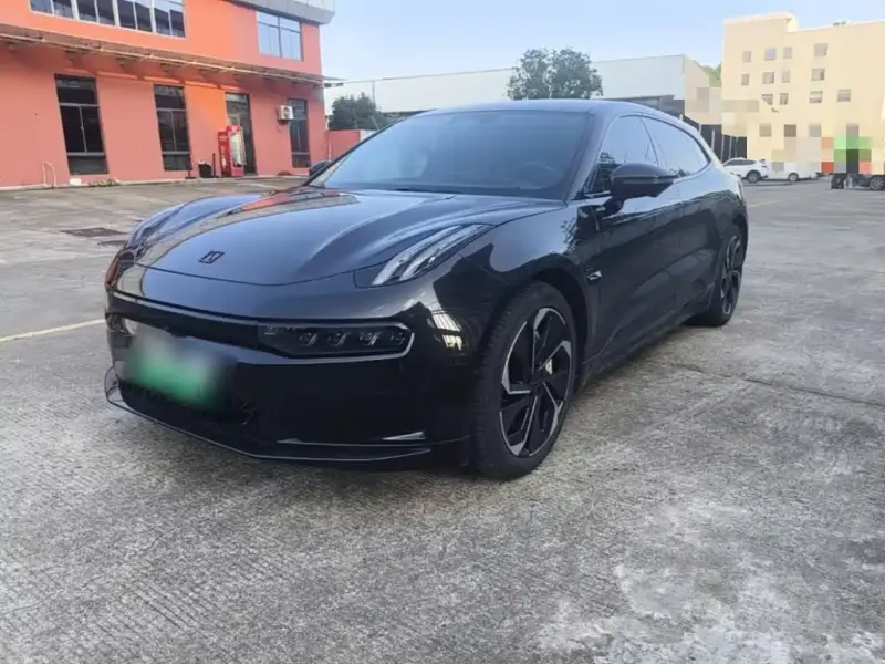 Zeekr 001