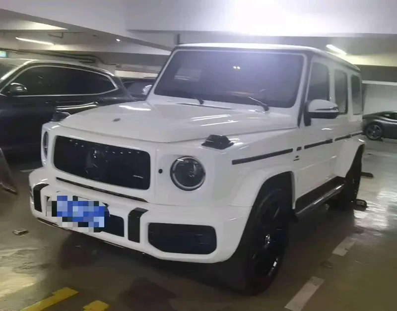 Mercedes-Benz G-Class