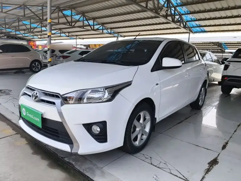 Toyota Yaris L